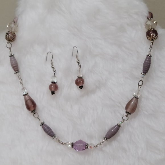silver toned chain and earrings with purple hand-blown glass beads - Picture 1 of 3